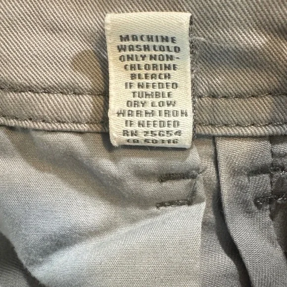 Abercrombie & Fitch Womens Gray Bootcut Chino Trousers Low Rise Pleated Size 4 - Picture 9 of 9